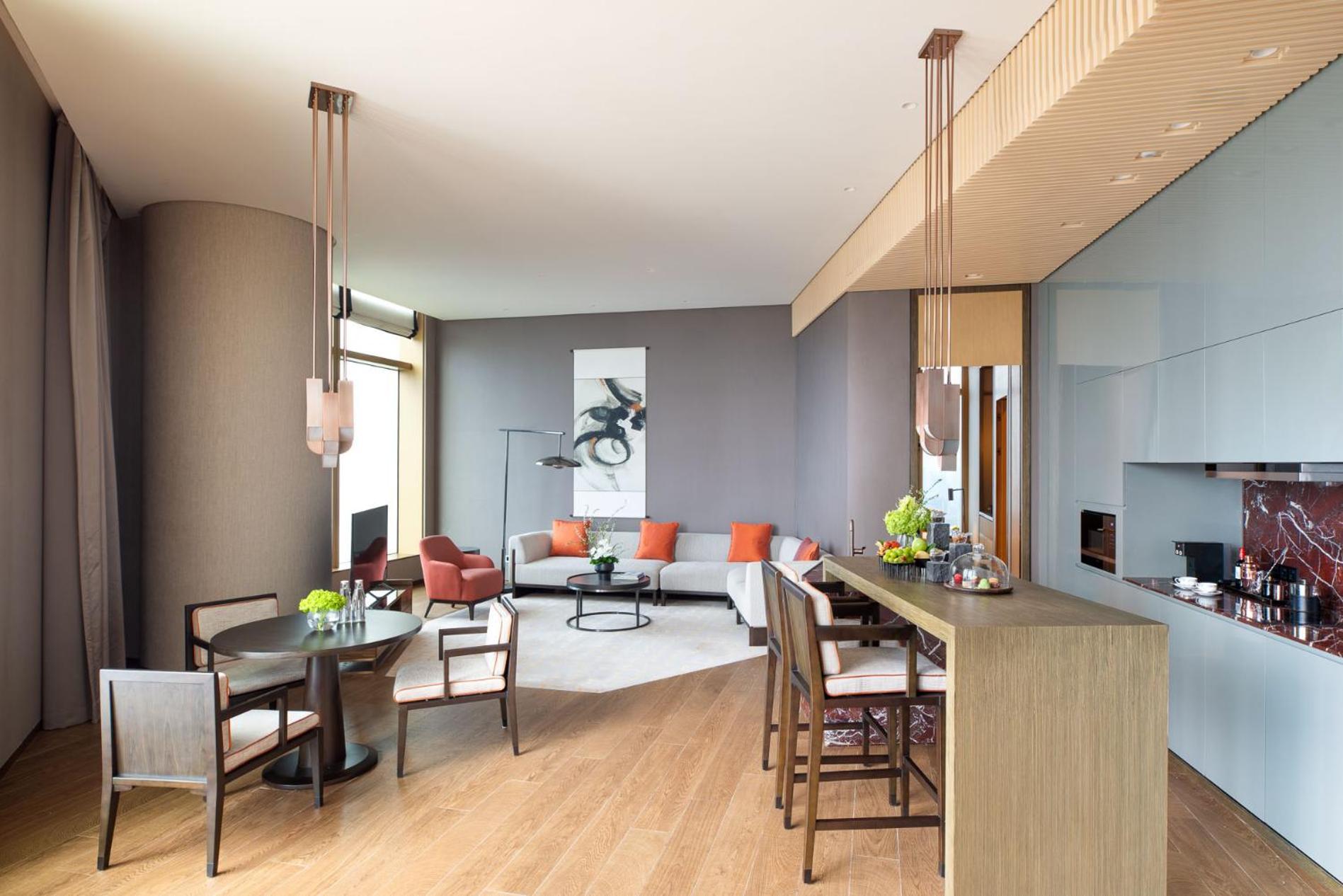 Jumeirah Guangzhou-Complimentary Shuttle Bus To Canton Fair Complex Exteriör bild