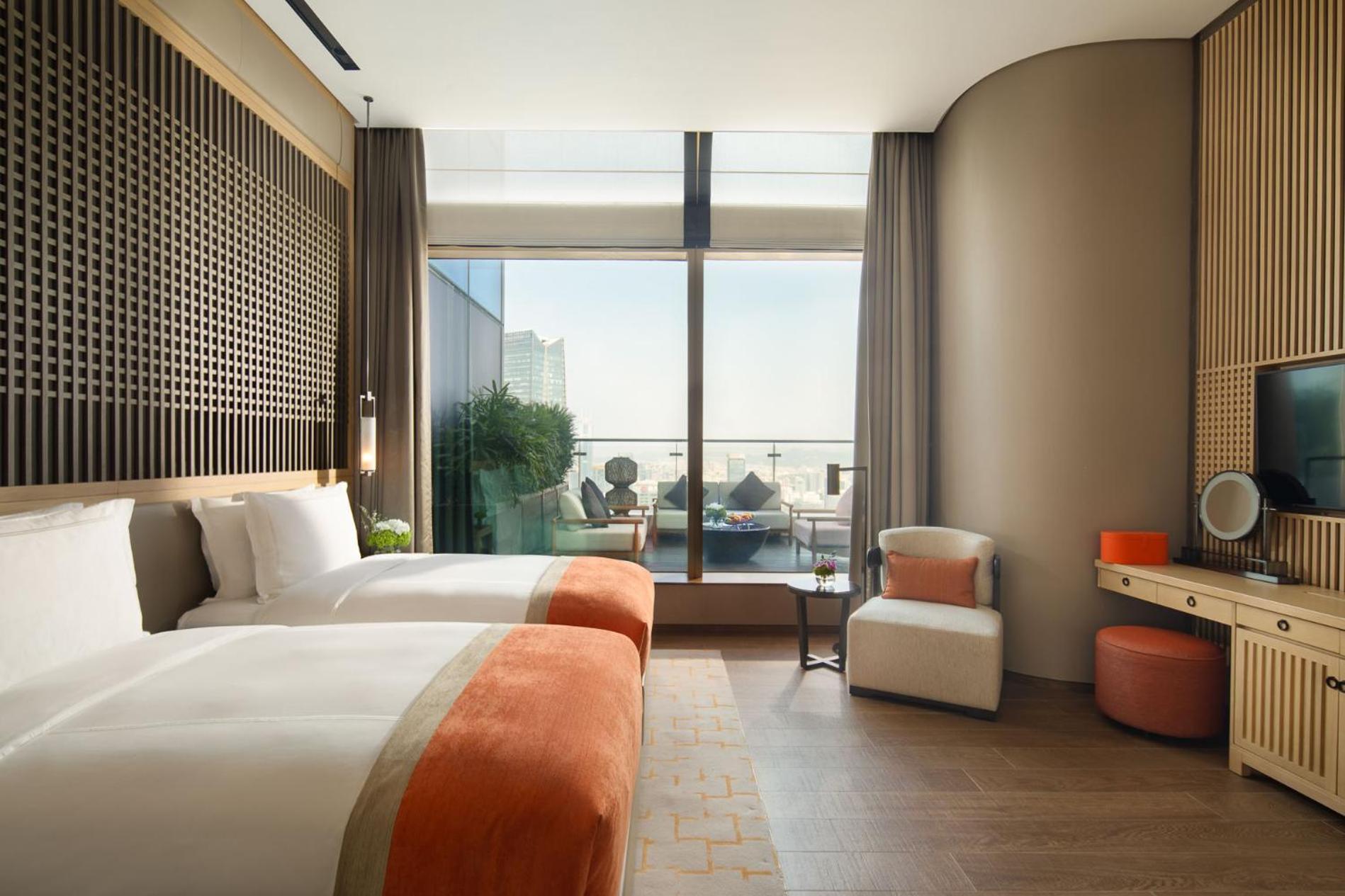Jumeirah Guangzhou-Complimentary Shuttle Bus To Canton Fair Complex Exteriör bild