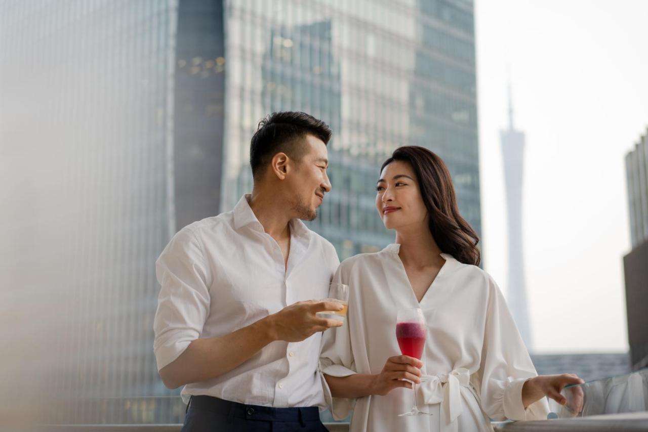 Jumeirah Guangzhou-Complimentary Shuttle Bus To Canton Fair Complex Exteriör bild
