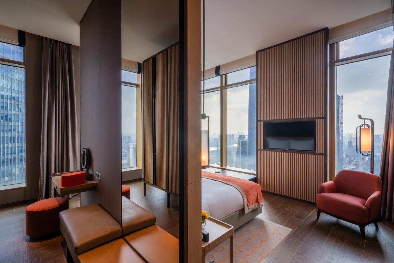 Jumeirah Guangzhou-Complimentary Shuttle Bus To Canton Fair Complex Exteriör bild
